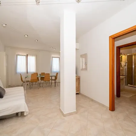 A 104 Puntavilla Apartament